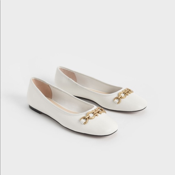Charles & Keith Ballerina Flats - Picture 2 of 9